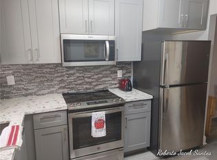 524 Osprey Dr APT 10B, Delray Beach, FL 33444