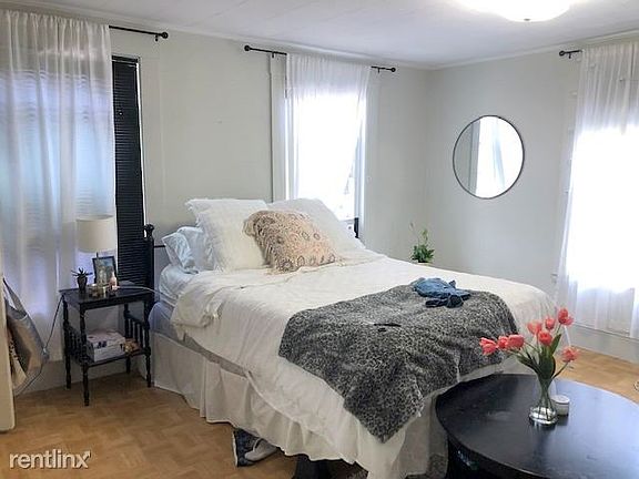 5th image of 42 Faneuil St #2816692