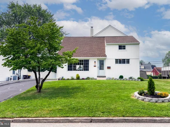 354 W Signal Hill Rd, King Of Prussia, PA 19406