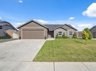 6240 Teak Ln, West Richland, WA 99353