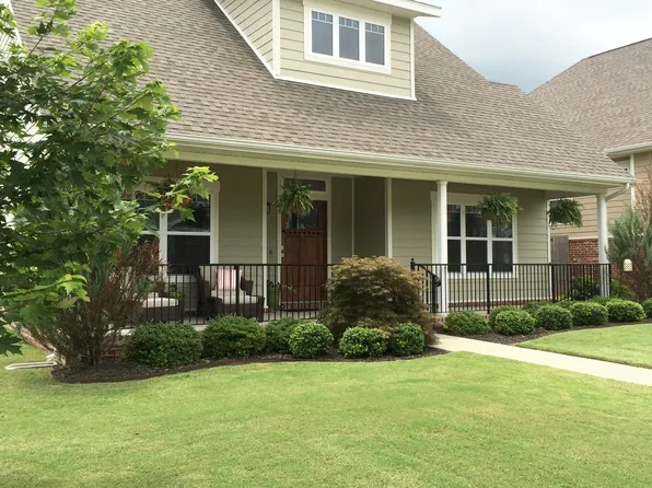 604 S 58th St, Rogers, AR 72758