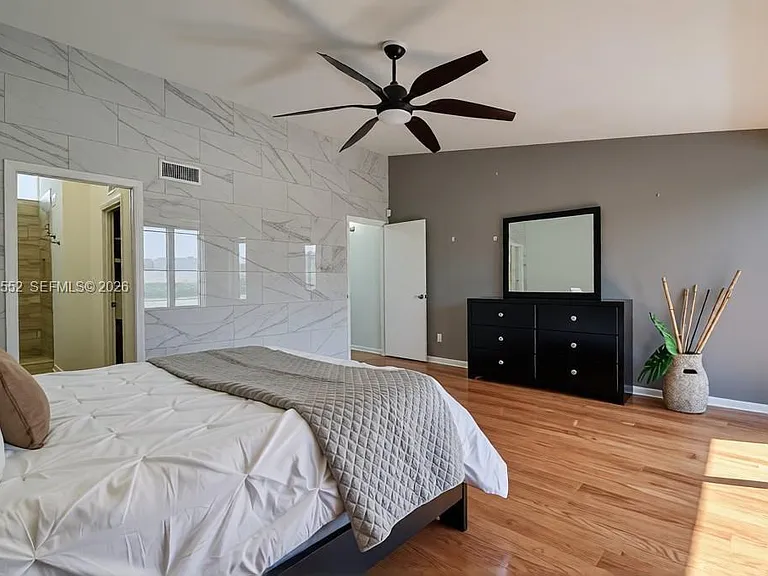 302 2nd St N #0 — Photo 4