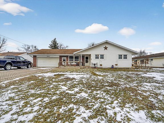 2nd image of 3904 Memory Ln