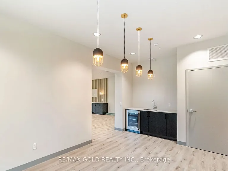 103 Roger St #206 — Photo 33
