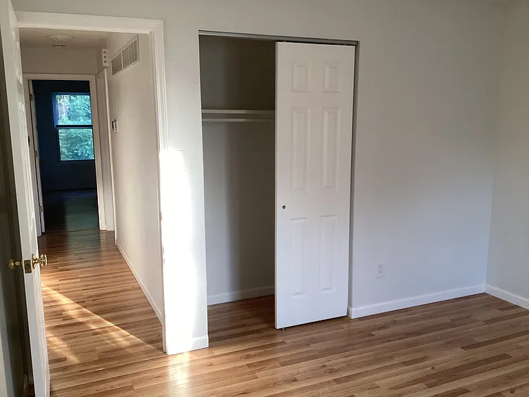 2718 Sedan Dr — Photo 13