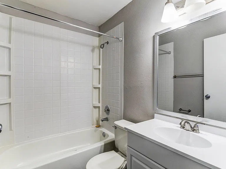 Union Heights Apartments — Photo 35