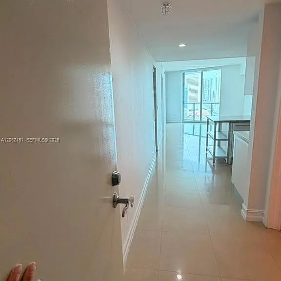 185 SW 7th St #2505 — Photo 10