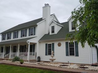 25 Vantage Dr, Orangeville, PA 17859