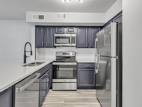 5th image of 11560 N May Ave #102