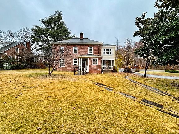 3rd image of 1400 Bedford Ave