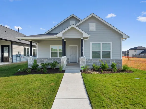 510 Timber Brook Dr, Hutto, TX 78634