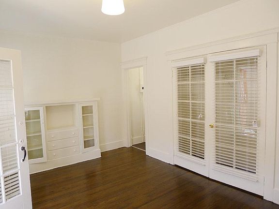 5th image of 716 Raymond Ave APT 16
