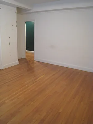 Rented by City Connections Realty | media 2