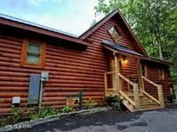 1642 Misty Hollow Way, Gatlinburg, TN 37738