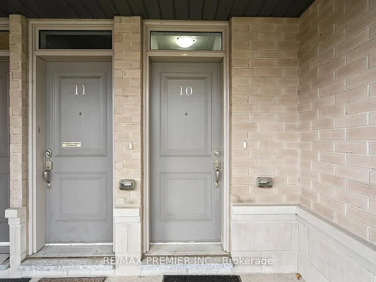 105 Kayla Cres #10 — Photo 2