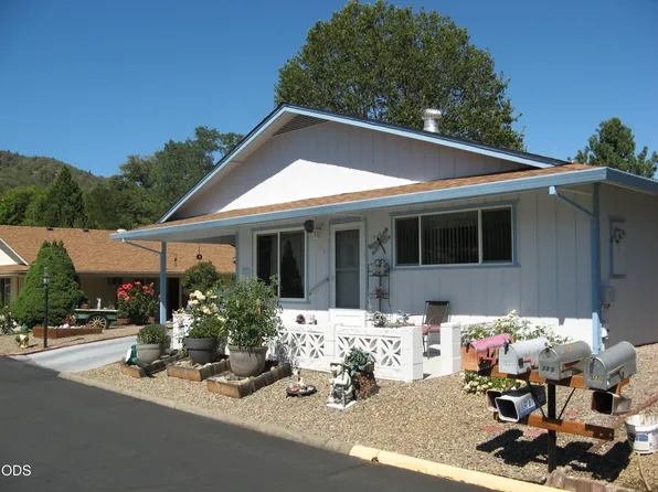 720 Brookside Cir, Rogue River, OR 97537