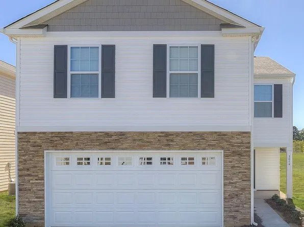 1004 20th Avenue Loop SE, Hickory, NC 28602