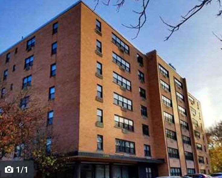 1st image of 2348 Linwood Ave APT 7P