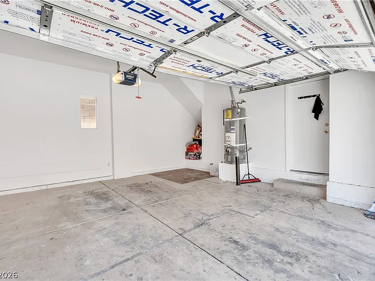 1409 Sycamore Spring Ct — Photo 25