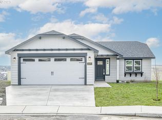 5153 Cedar View Dr, Springfield, OR 97478