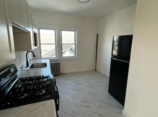 209 Columbia Ave FLOOR 3, Irvington, NJ 07111