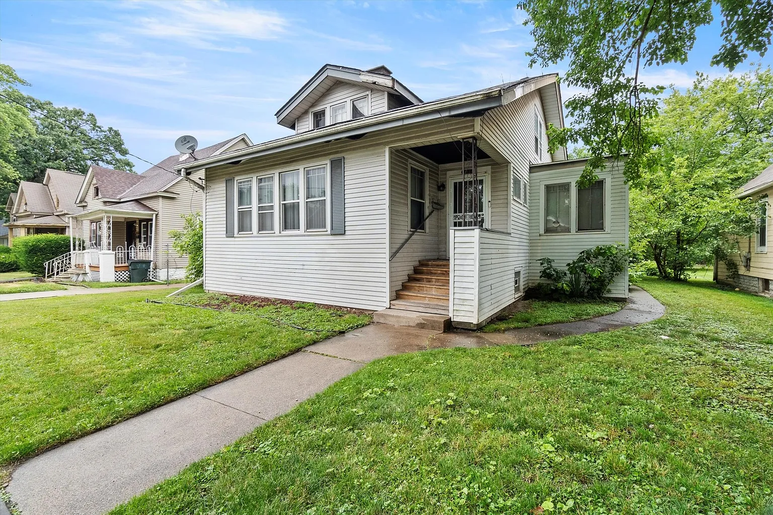 13837 Forest Ave photo 1