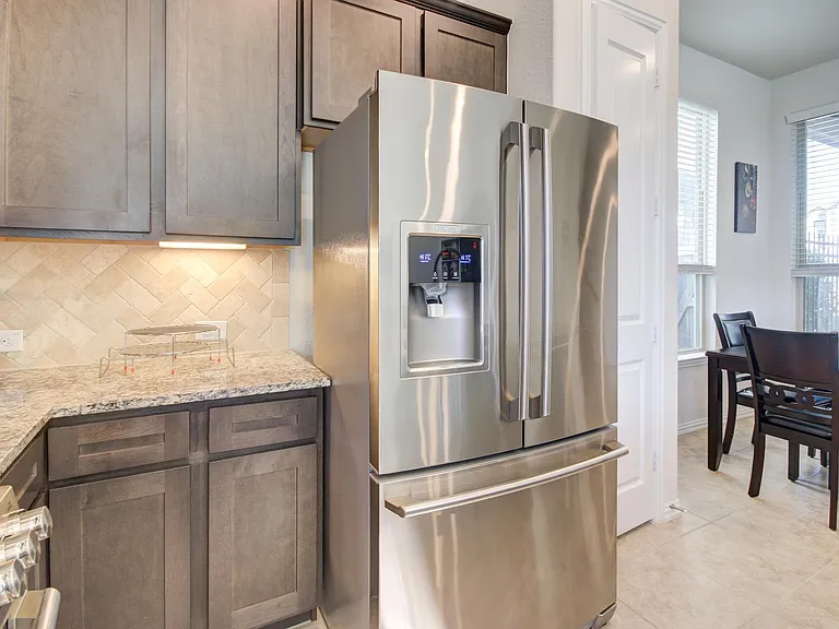 1646 Ryon Falls Dr — Photo 11