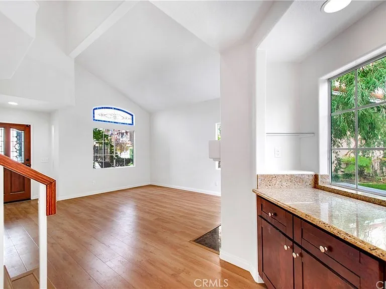 30056 Oceanus — Photo 13