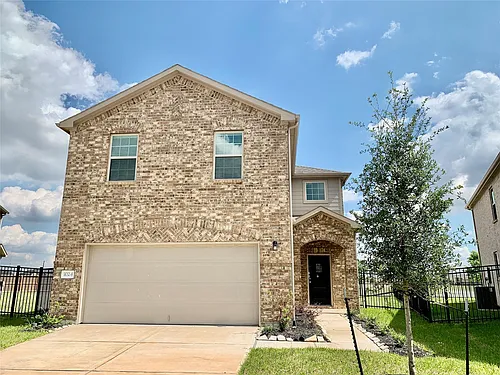 1024 Greenshank Dr Photo 1
