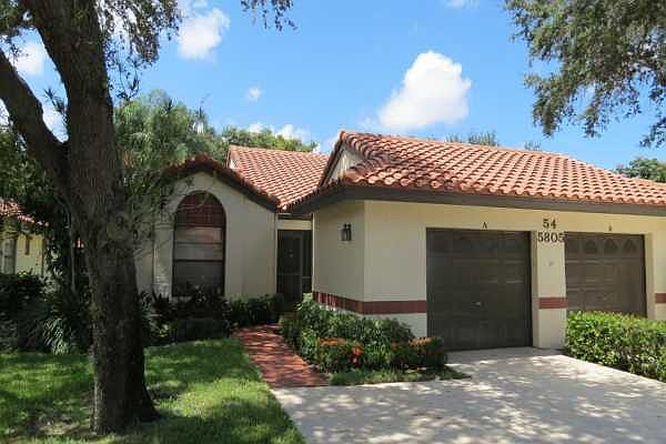 Home For Sale In Palm Chase Lakes
