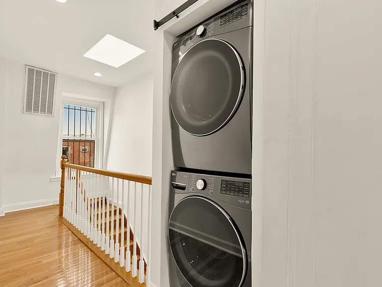 1017 Monroe St NW — Photo 18