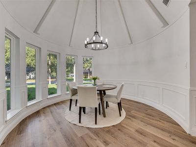 701 Oakmont Ln N, Fort Worth, TX, 76112