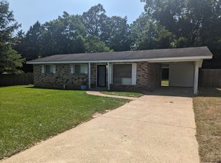 121 Norman Dr, Petal, MS 39465