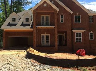 5013 Boylston Dr, Fuquay Varina, NC 27526