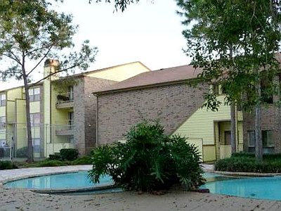 5th image of 5500 De Soto St APT 556