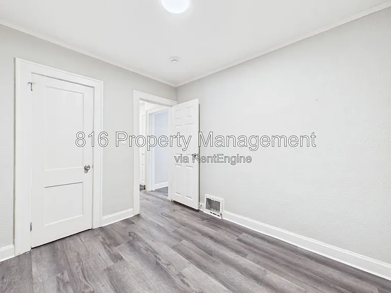 3310 Tracy Ave — Photo 23