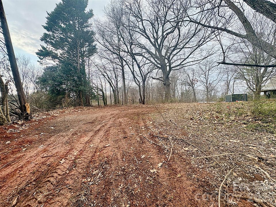 1st image of 3891 Wilkesboro Hwy #1