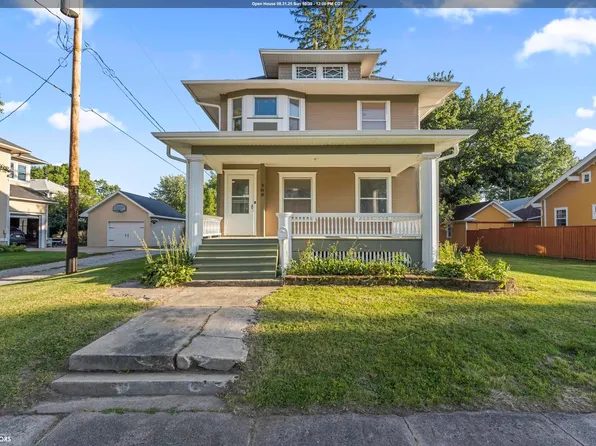 309 E 4th St, Tipton, IA 52772