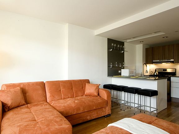 2nd image of 616 Willoughby Ave APT 3A