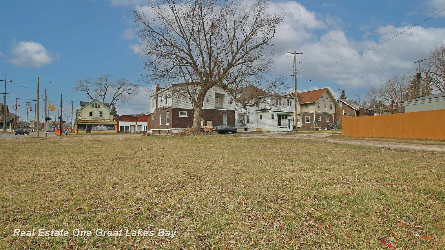 800 Martin Luther King Ave photo 1