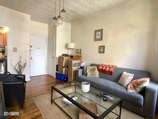 Rented by Citi Habitats | media 12