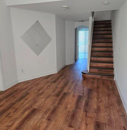 4th image of 4944 Leeward Ln