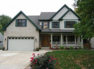 131 S Lewis Ave, Lombard, IL 60148