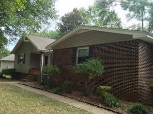 2413 Racquet Club Dr, Murfreesboro, TN 37128