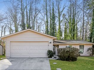 5219 Martins Crossing Rd, Stone Mountain, GA 30088