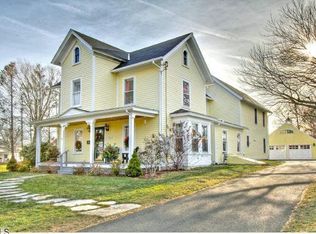 57 Tuller Rd, Fairfield, CT 06825