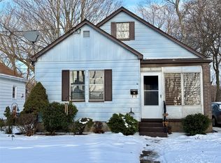31 Eagle Point Blvd, Erie, PA 16511