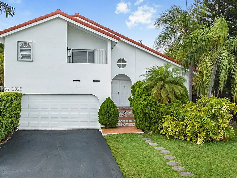 6768 SW 104th Ave — Photo 33