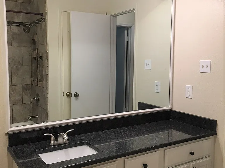 606 Circle Creek Dr — Photo 16