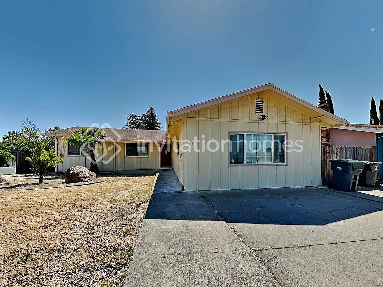 2760 Orchid St photo 1